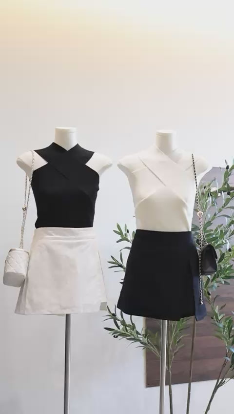 Korean Cross Halter Top| Free Size 🤞✨ 韩系交叉挂脖上衣 | 均码
